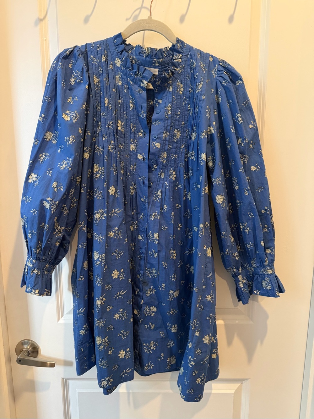 Doen Blue Floral Pintuck Mini Dress with Ruffle Collar